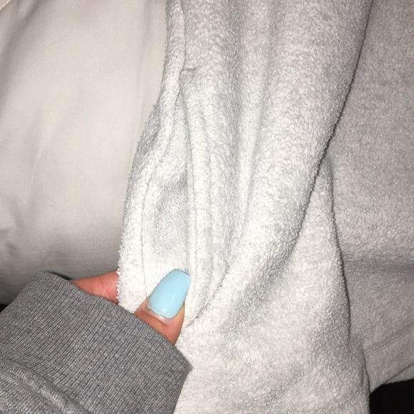 Half Zip pullover - Picture 3 of 4